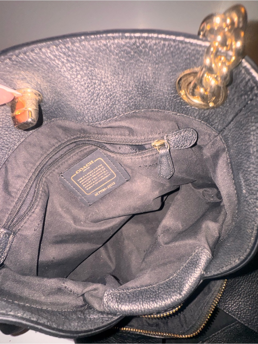 Coach Black Pebbled Leather Shoulder Tote with Gold Chain Handles - Picture 6 of 9
